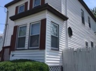 63 King St, Lawrence, MA 01841