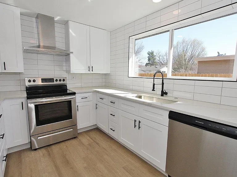 2840 N Arthur St — Photo 10