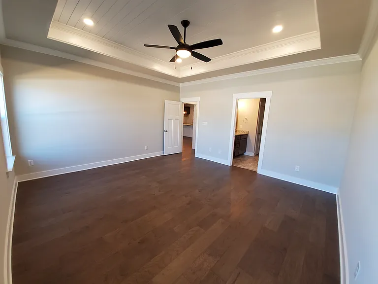 115 Harvester Dr — Photo 16