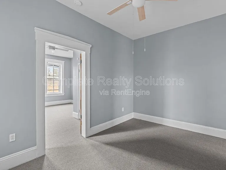 1210 Lynch St #A — Photo 17