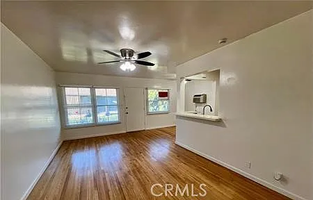 469 E Algrove St #6 — Photo 15