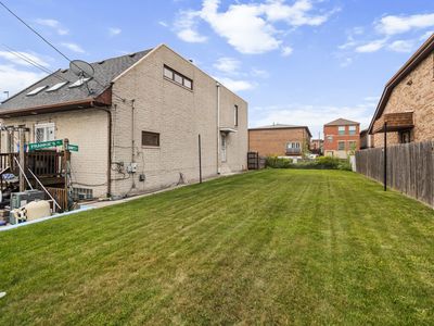 3255 S Canal St, Chicago, IL, 60616