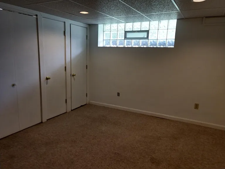 3538 Linwood Ave — Photo 12