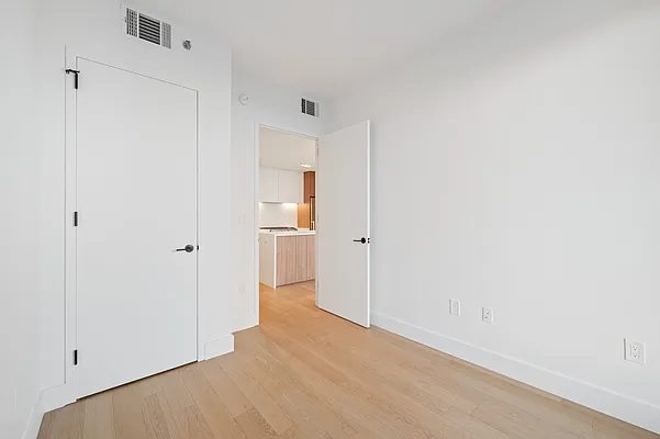 Rented by Living New York | media 38