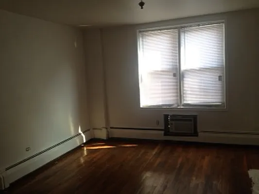 Rented by Griffith Real Estate | media 6
