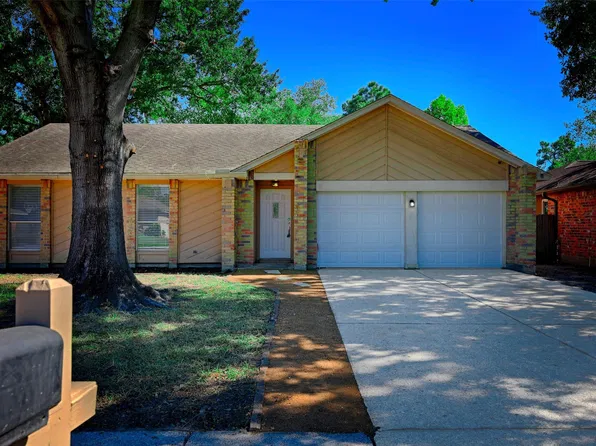 21502 N Tangle Creek Ln, Spring, TX 77388