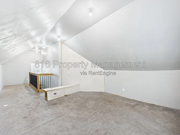 1256 Pennsylvania Ave — Photo 25