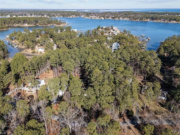 2nd image of 713 Ship Point Rd