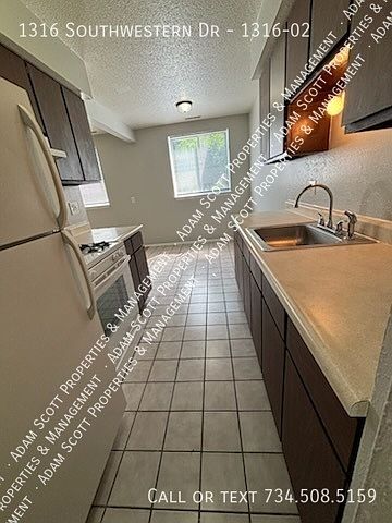 1st image of 1316 Southwestern Dr #2