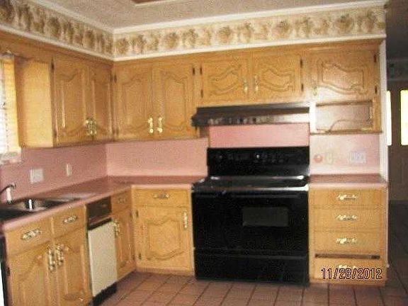 5th image of 3065 Blossom Dr