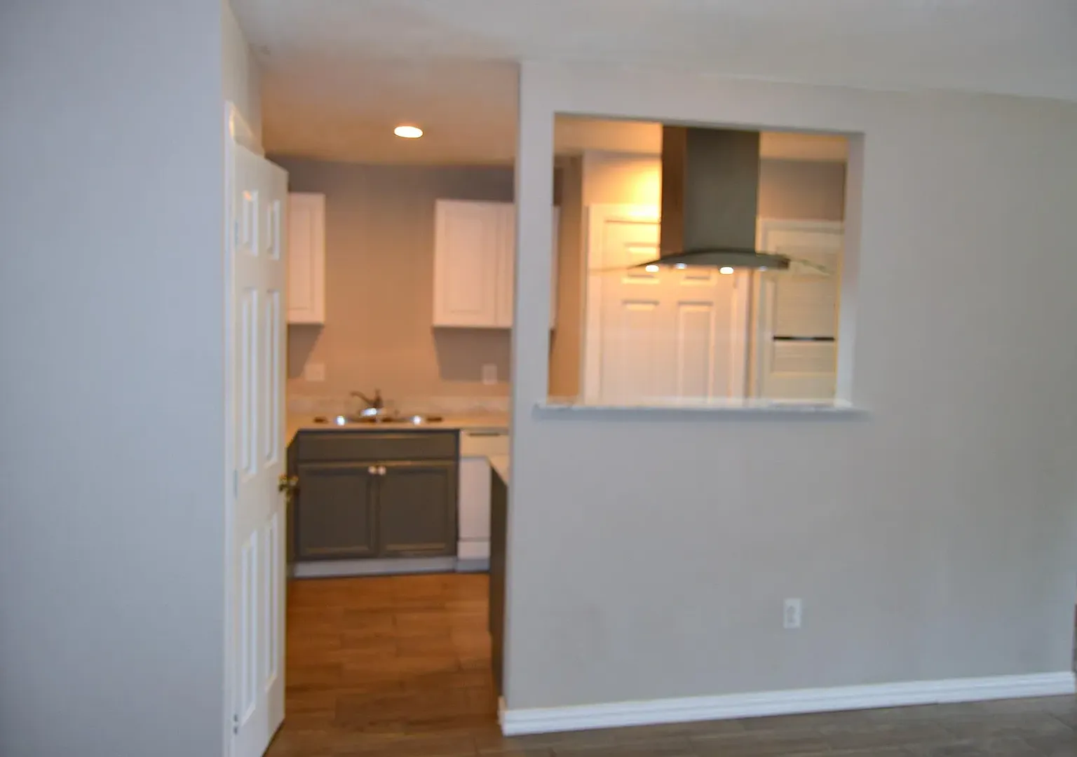Charming 3-Bedroom Home — Photo 4