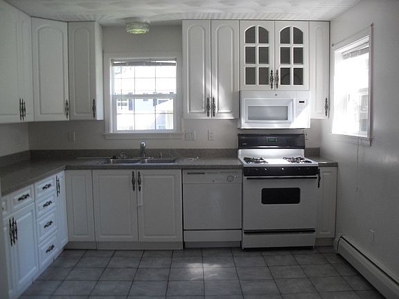 4th image of 111 Briarwood Dr