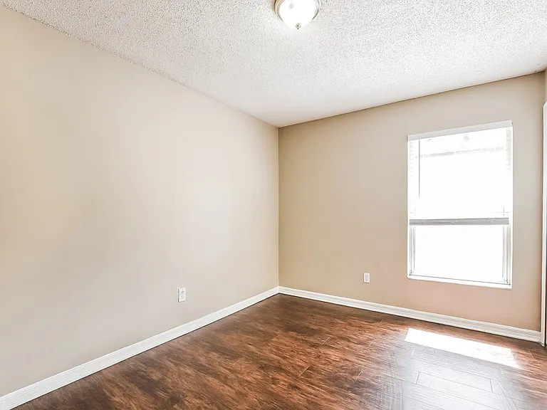 145 Burnsed Pl — Photo 10