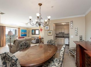 1426 King Ct #1426, Green Brook, NJ 08812