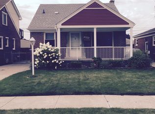 12949 Callender St, Southgate, MI 48195