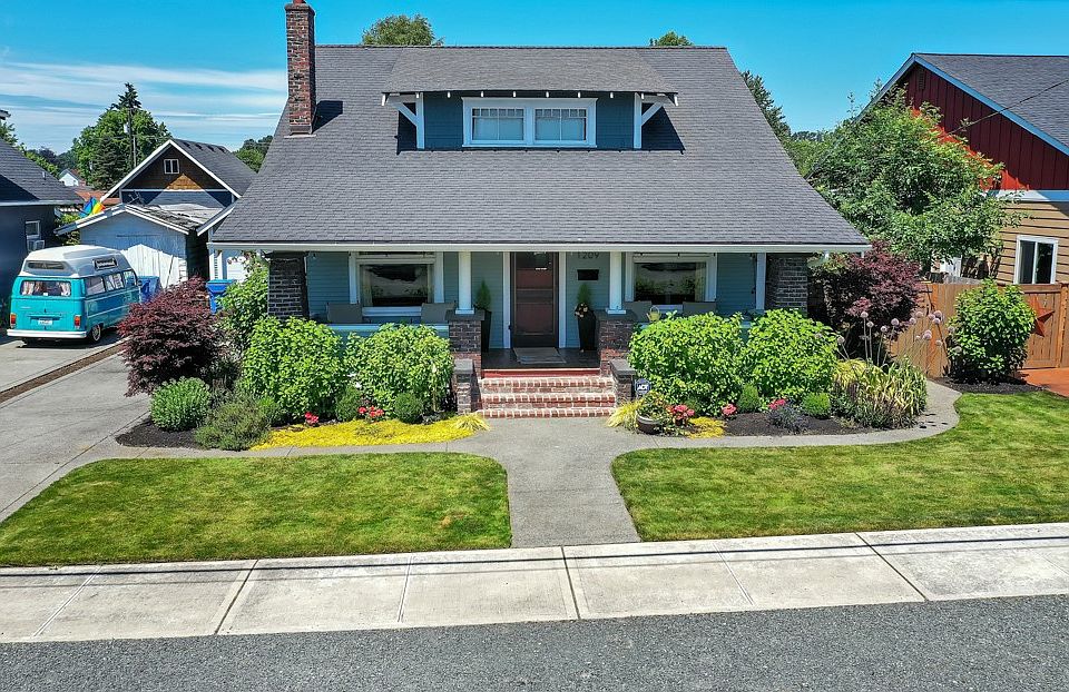 1st image of 1209 8th Ave NW