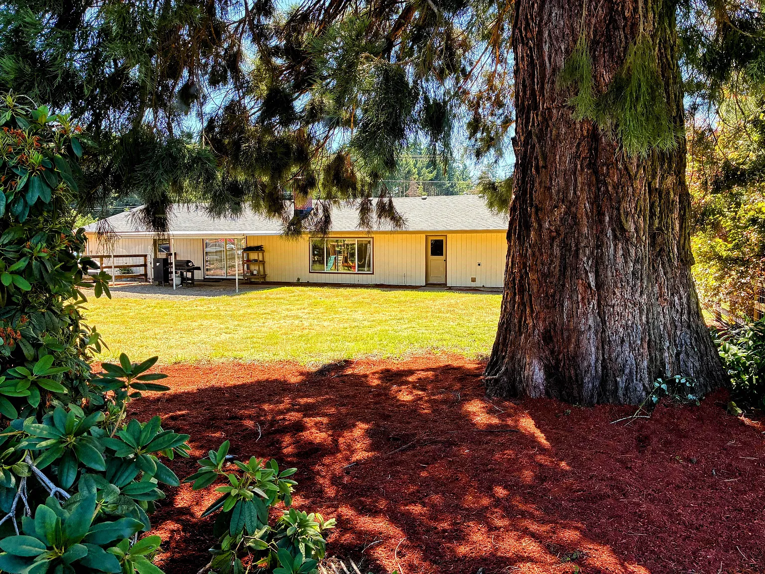 3 bed, 2223 sqft, $2,650 — Photo 3