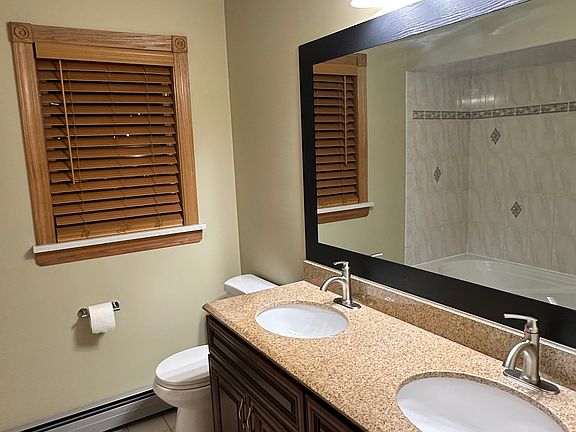 5th image of 5100 S Cicero Ave APT 2