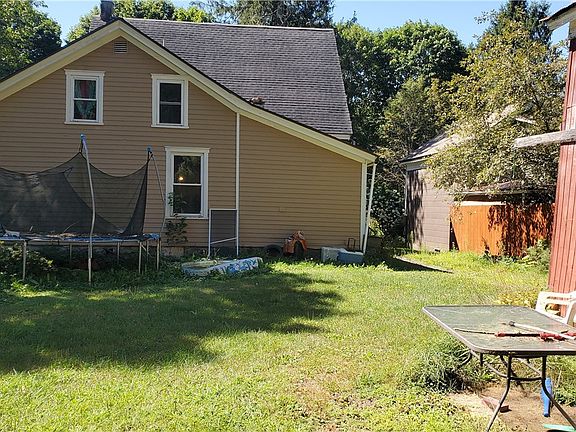 4th image of 139 Charlotte Creek Rd