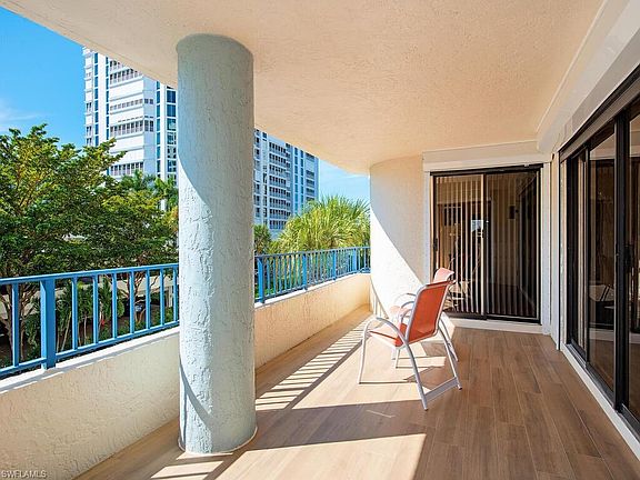 3rd image of 4451 Gulf Shore BLVD N #304