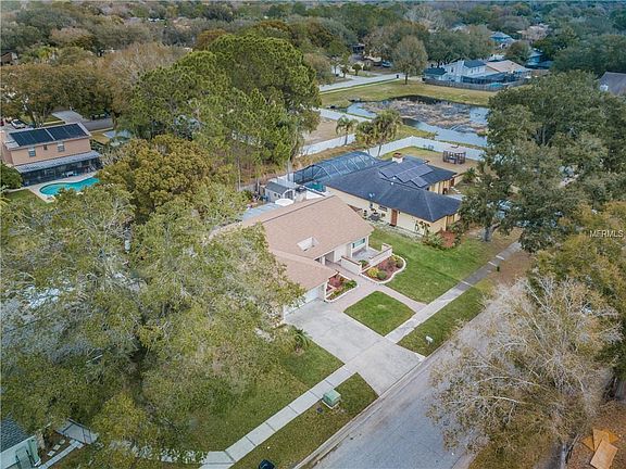 4th image of 5003 Country Aire Ln