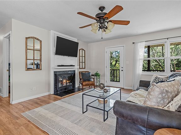 3rd image of 1447 S Shore Dr