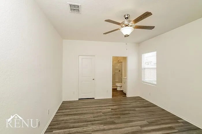13727 Summer Light St — Photo 11