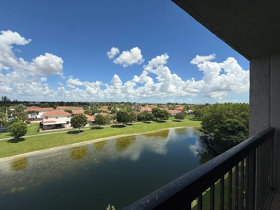 10145 NW 9th Street Cir #7