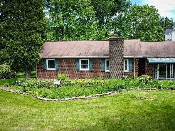 135 N Benbrook Rd, Butler, PA 16001