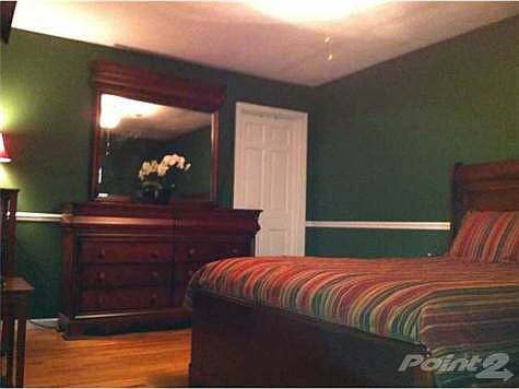 4th image of 450 Lakeview Dr