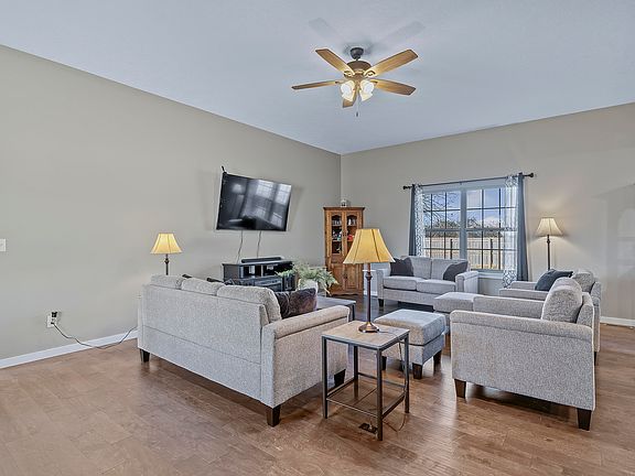 5th image of 211 E Seminole Street