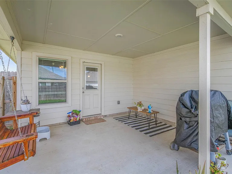 2160 Chief St — Photo 19