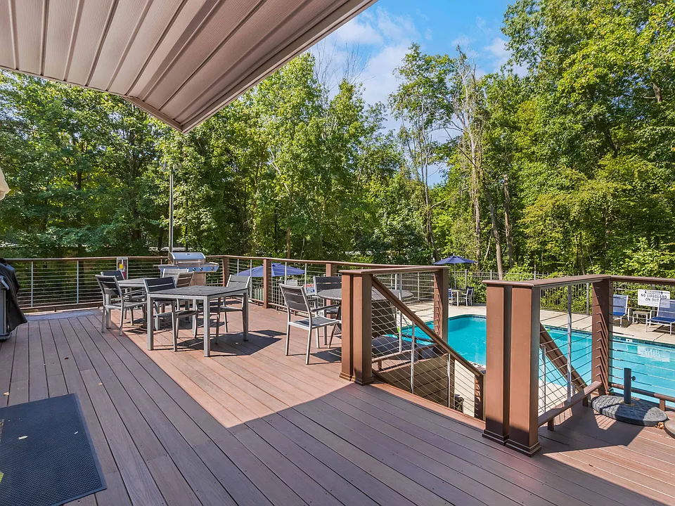 Summit Village Apartments