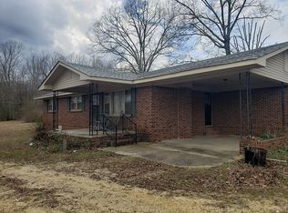 3318 Gallien Rd, Iron City, TN 38463