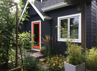 1434 SE Flavel St #B, Portland, OR 97202
