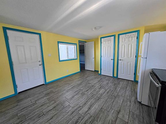 4th image of 133 Jarvis St #239