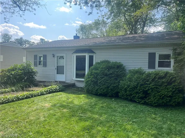 1138 Division St, Madison, OH 44057