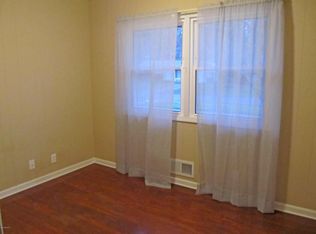 1124 Bretton Dr, Kalamazoo, MI 49006