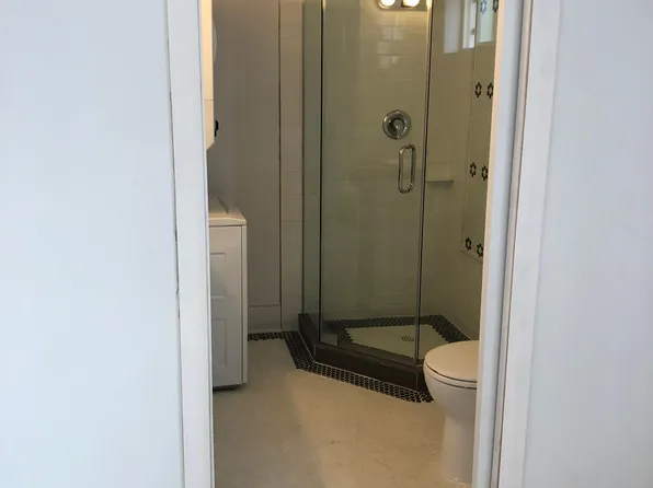 20439 Moberly Pl, Winnetka, CA 91306