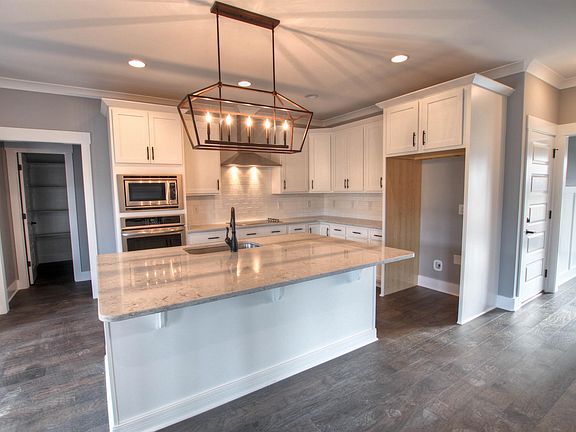 5th image of 184 Knoxleigh Way #110-lot 110