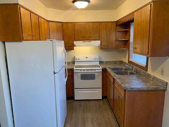 2nd image of 3305 14th St N APT 4