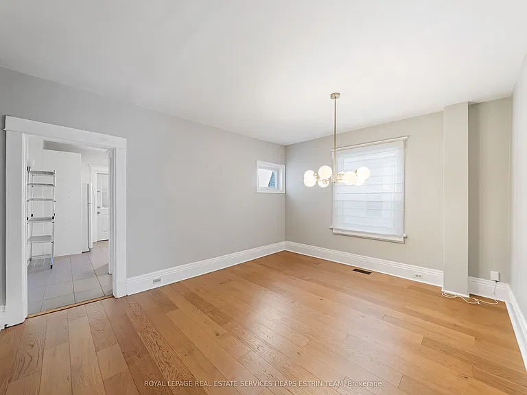 624 Pape Ave — Photo 9