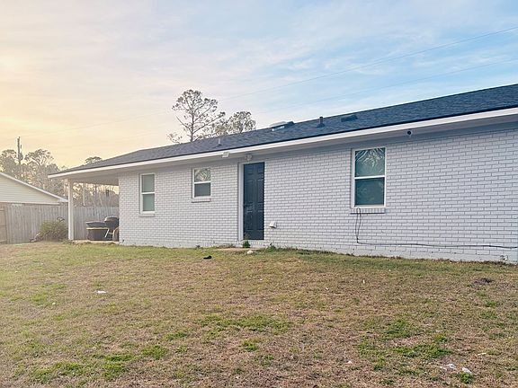 2nd image of 177 Skyline Blvd