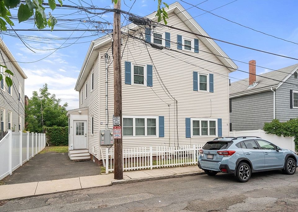 1st image of 16 Pitman St #16