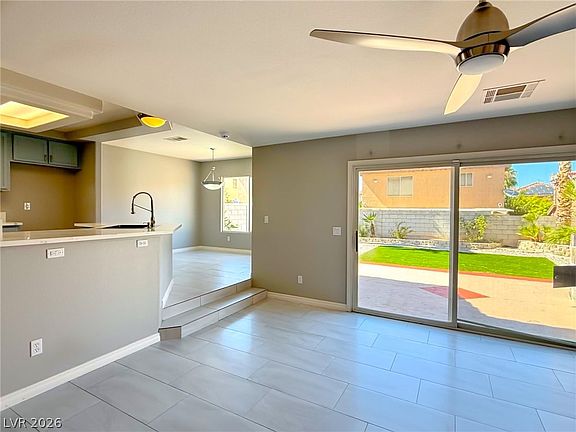 5th image of 9754 Sonora Bend Ave