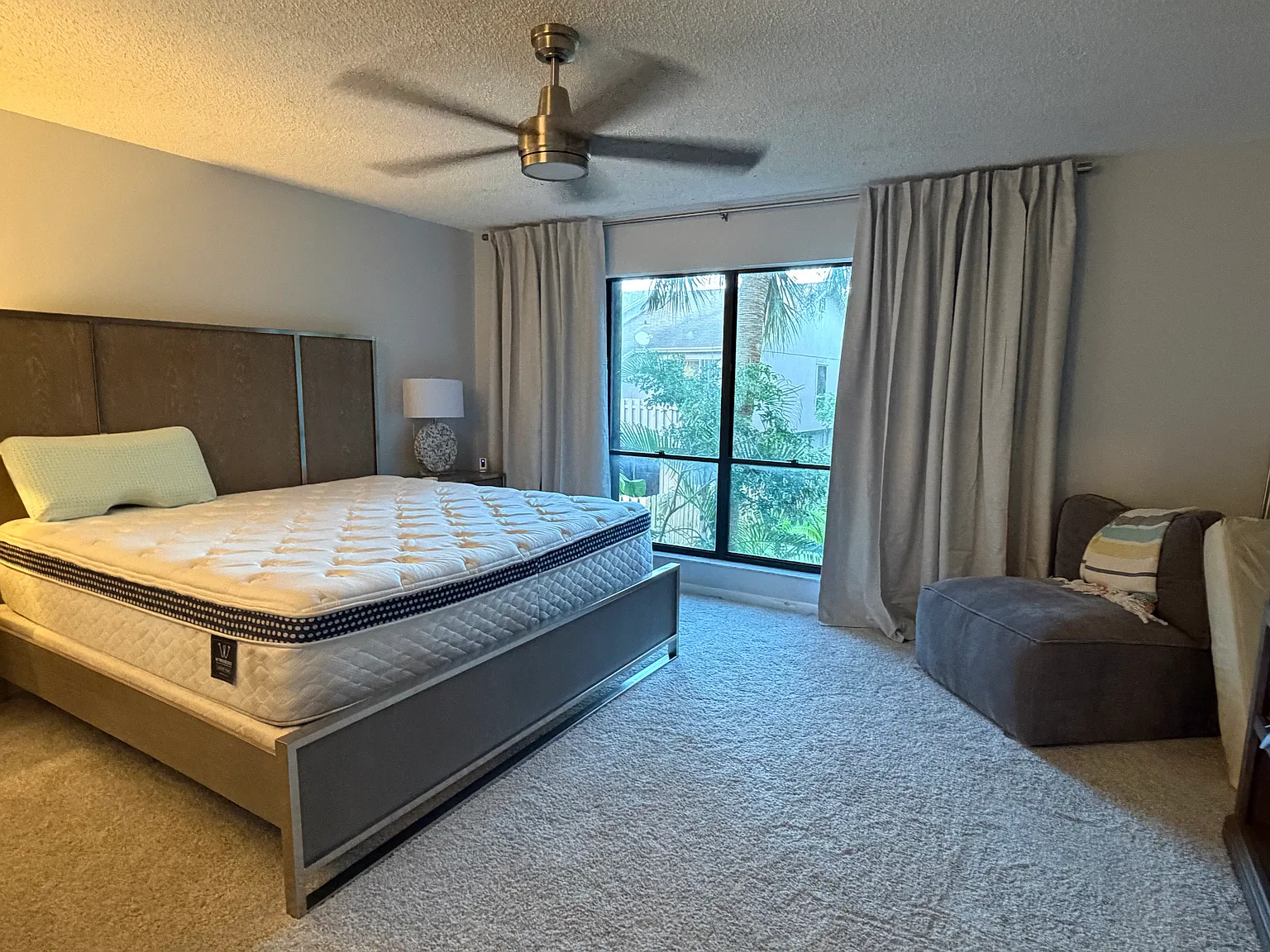 3 bed, 2.5 bath, 1580 sqft, $1,350 — Photo 3