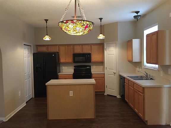 4th image of 3363 Hickory Leaf Ct