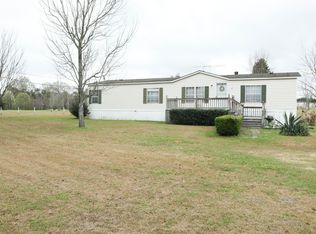 67 J L Williams Rd, Hattiesburg, MS 39401