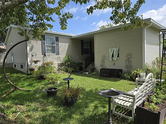 3rd image of 2723 LAKE GRASSMERE CIRCLE #910