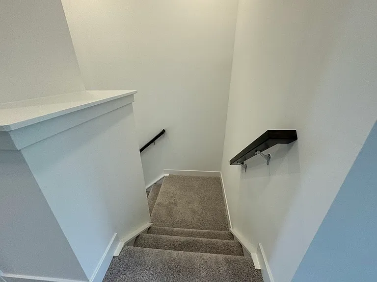 13847 Gatsby Dr — Photo 73